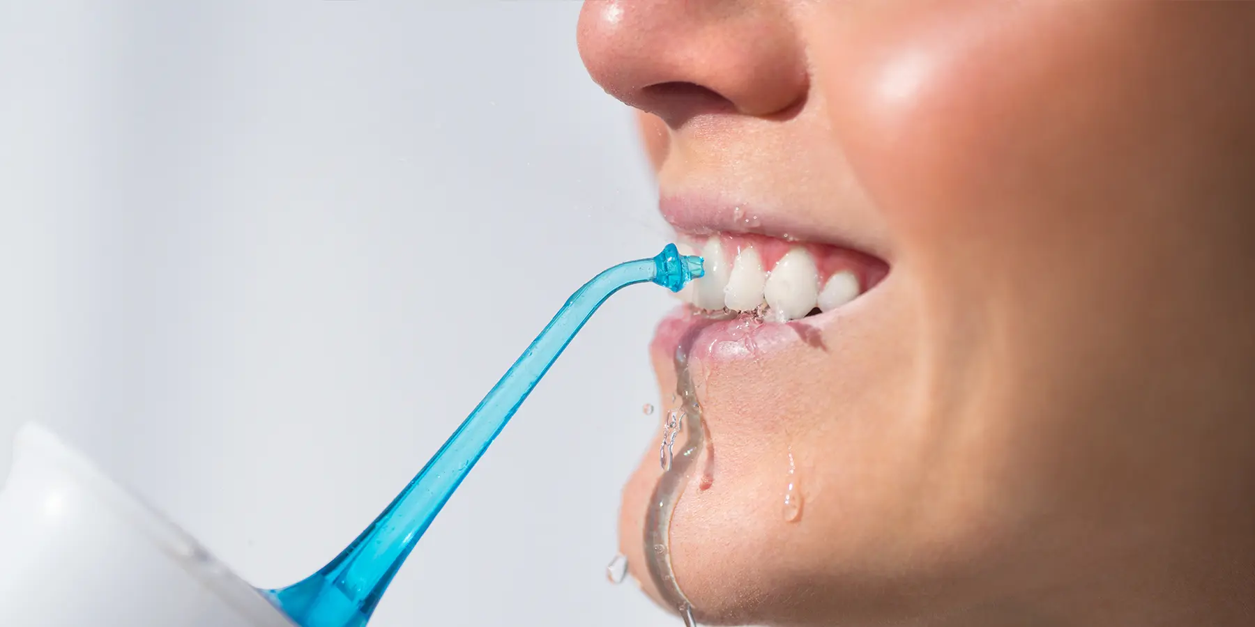 How to Remove Food Stuck in a Wisdom Tooth Hole