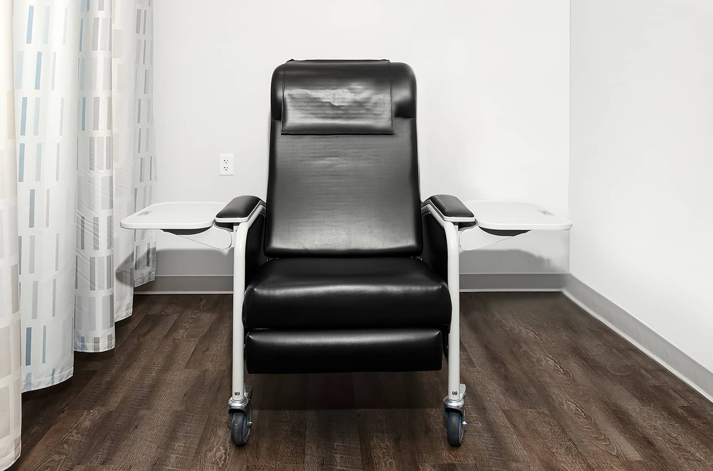 Foley & Le Office - Recovery Area